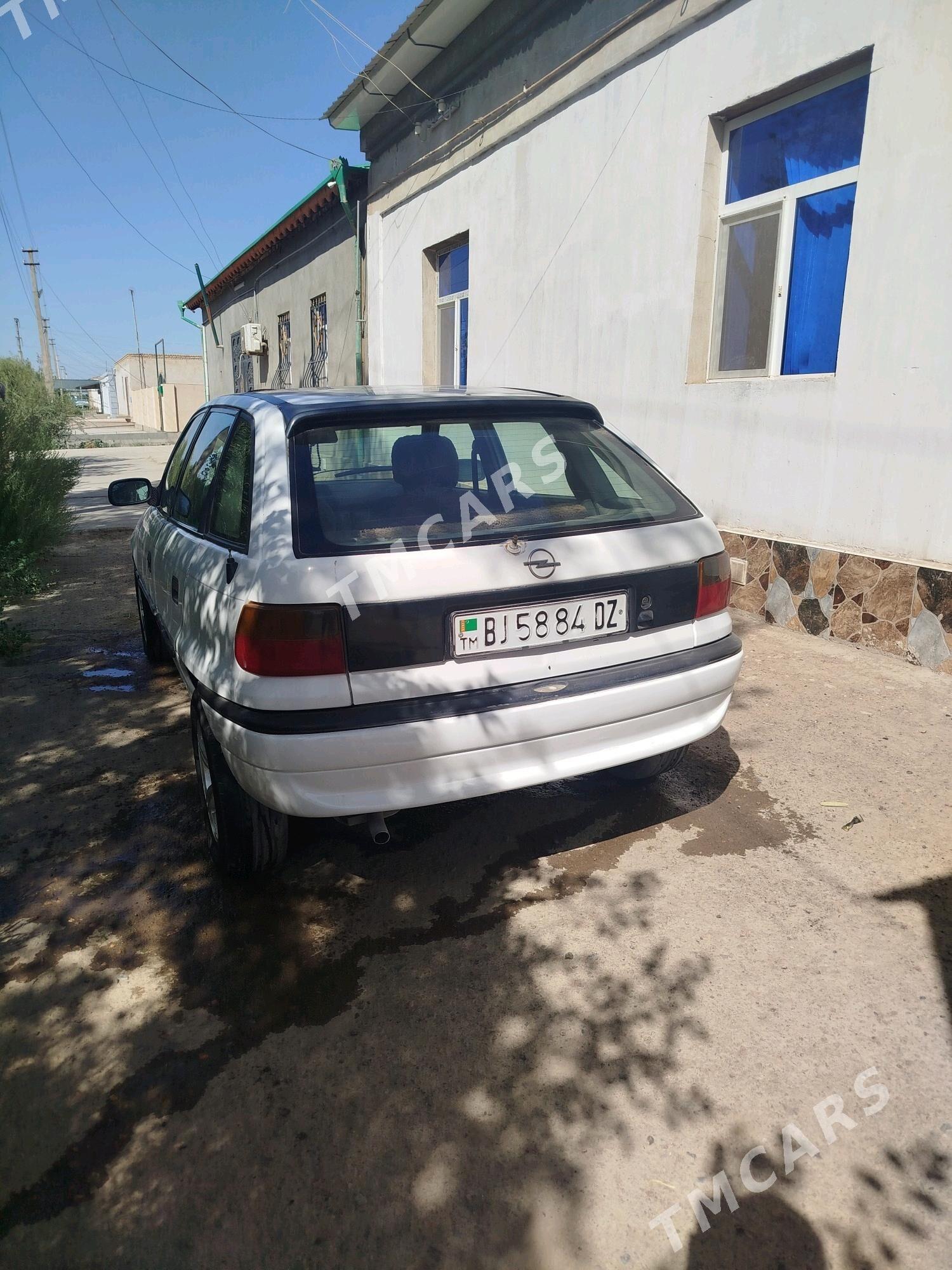 Opel Astra 1994 - 30 000 TMT - Daşoguz - img 3