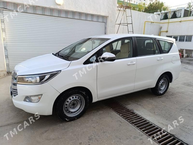 Toyota Innova 2021 - 285 000 TMT - Ак-Бугдайский этрап - img 6