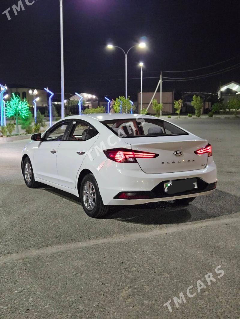 Hyundai Elantra 2019 - 207 000 TMT - Ялкым - img 2