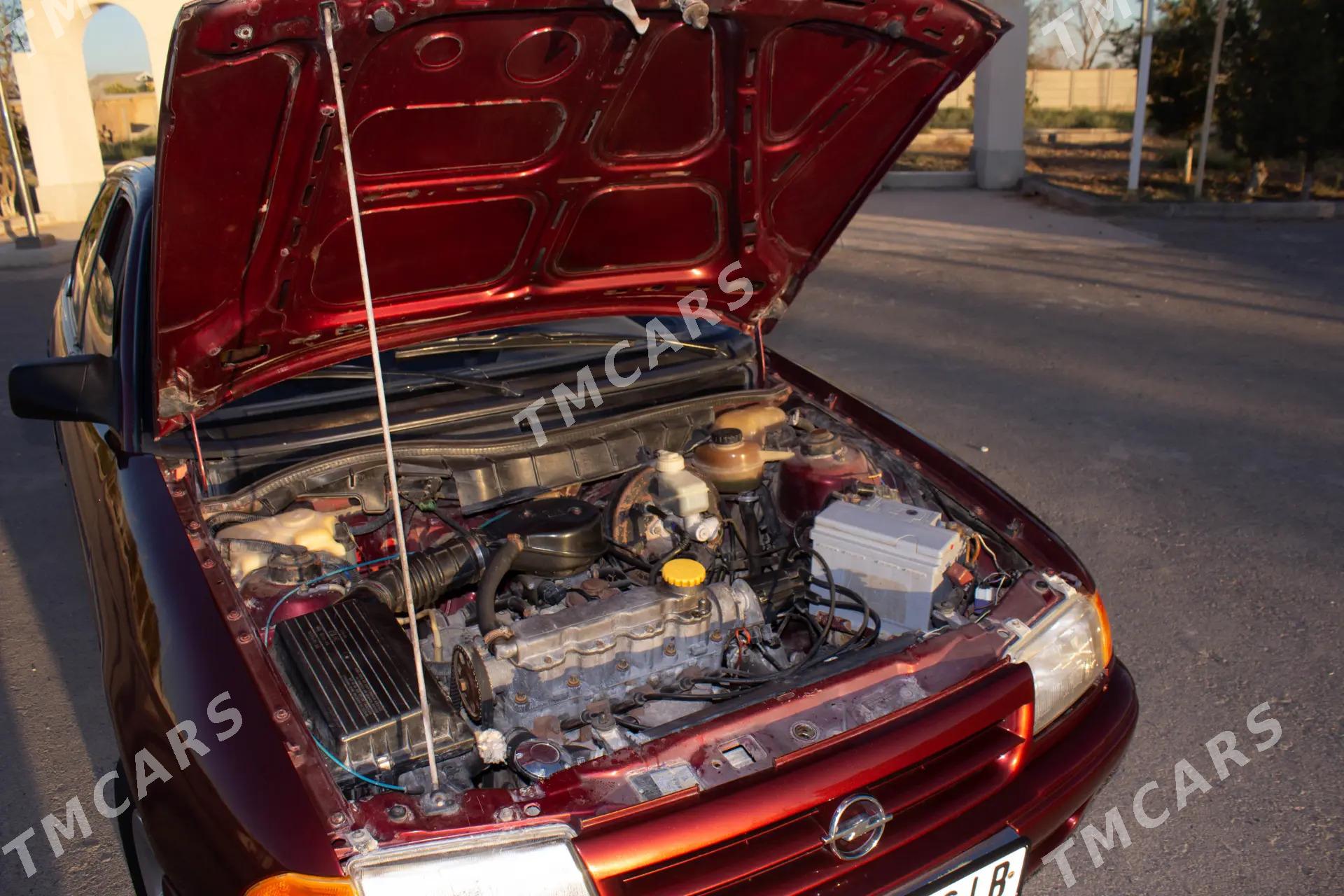 Opel Astra 1992 - 45 000 TMT - Дарганата - img 4