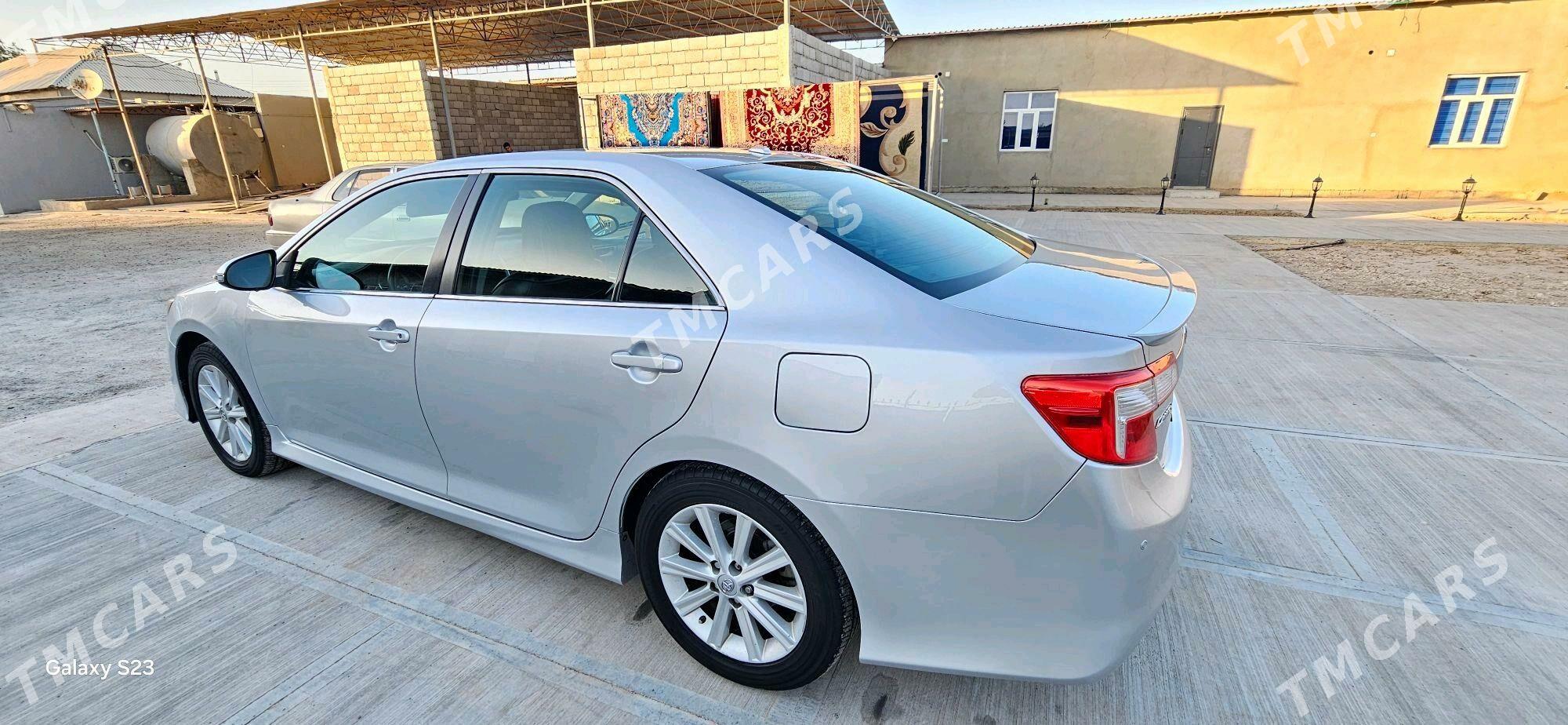 Toyota Camry 2012 - 220 000 TMT - Теджен - img 2
