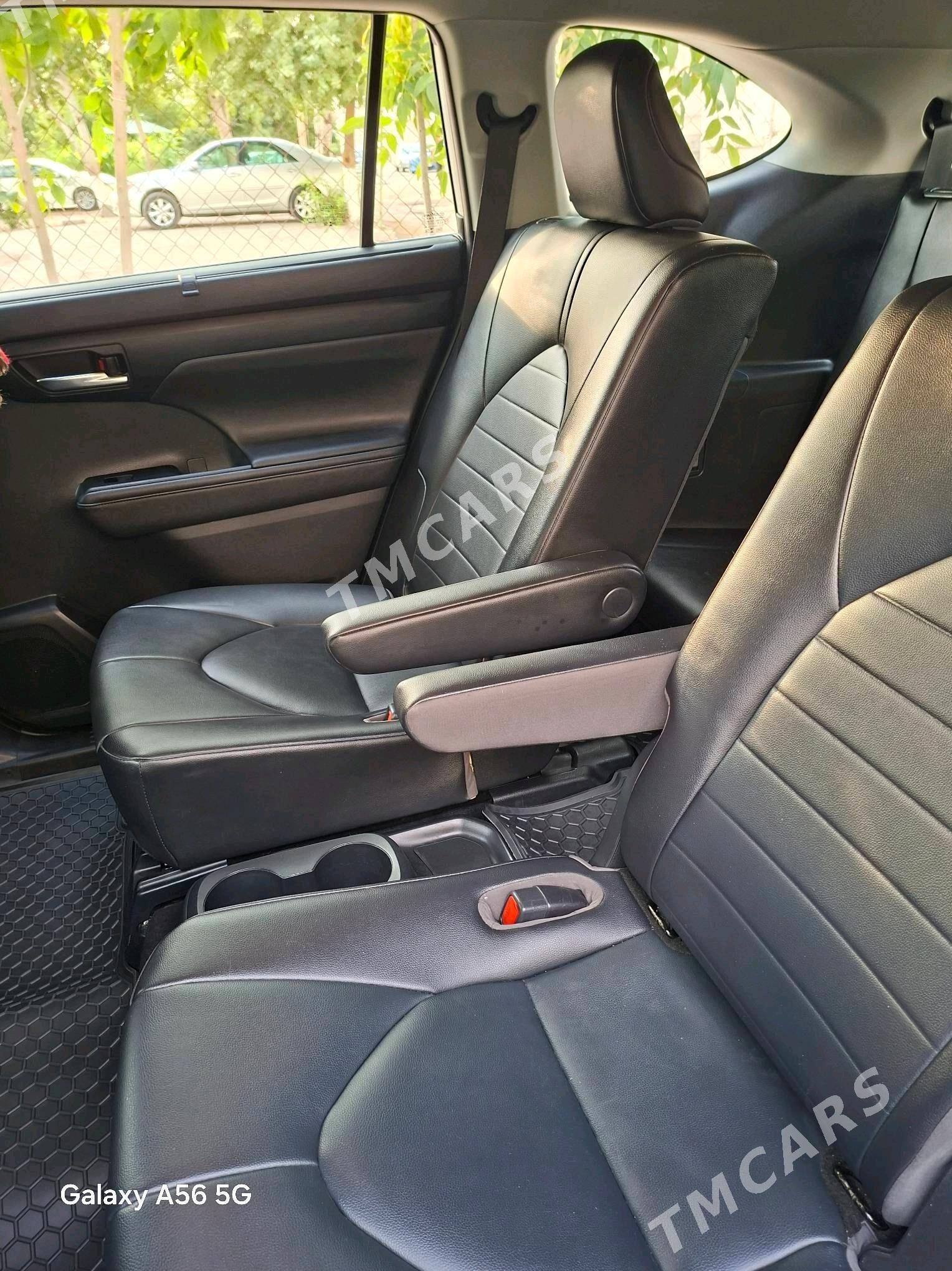Toyota Highlander 2020 - 520 000 TMT - Дашогуз - img 4