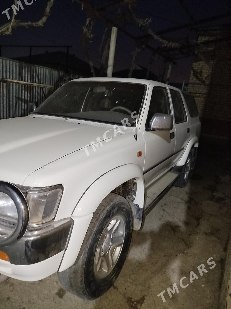 Toyota Hilux 1991 - 50 000 TMT - Сакарчага - img 5