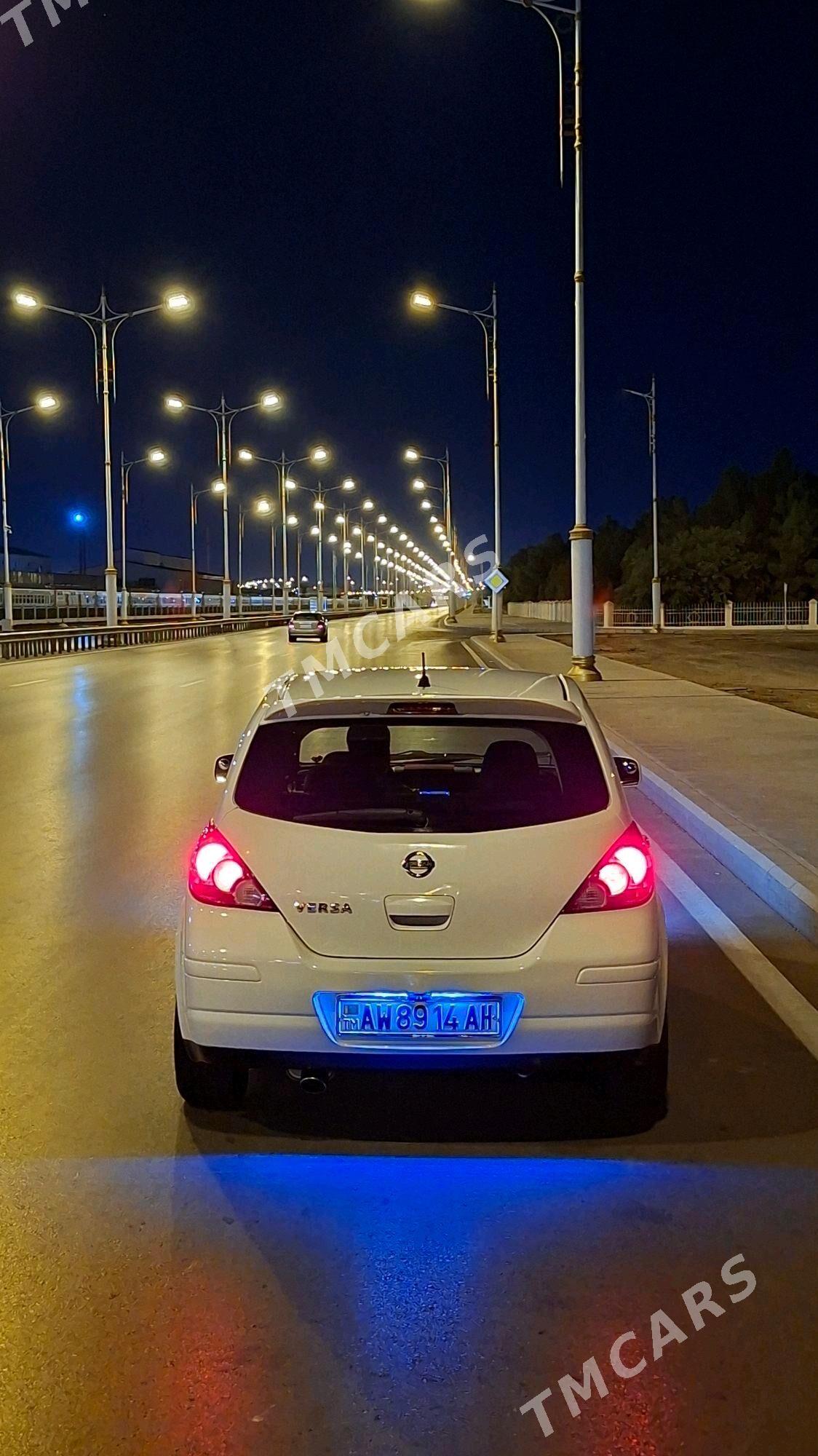 Nissan Versa 2009 - 155 000 TMT - Анев - img 10