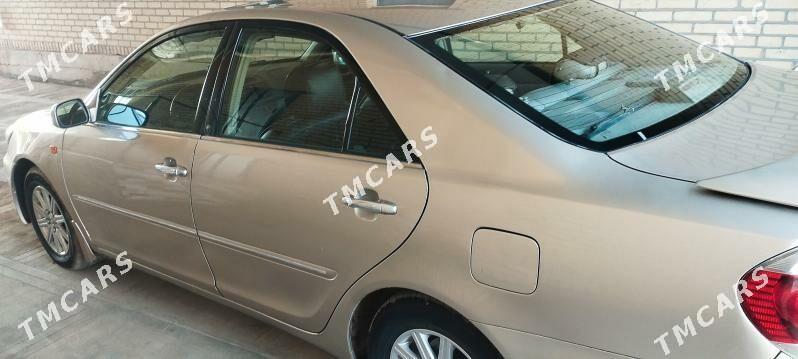 Toyota Camry 2003 - 200 000 TMT - Garabekewül - img 6