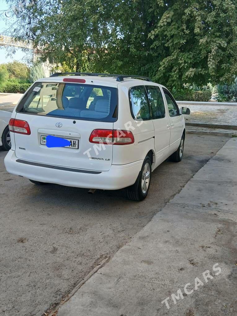 Toyota Sienna 2000 - 130 000 TMT - Хитровка - img 4