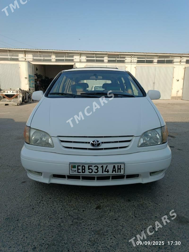Toyota Sienna 2001 - 140 000 TMT - Теджен - img 2