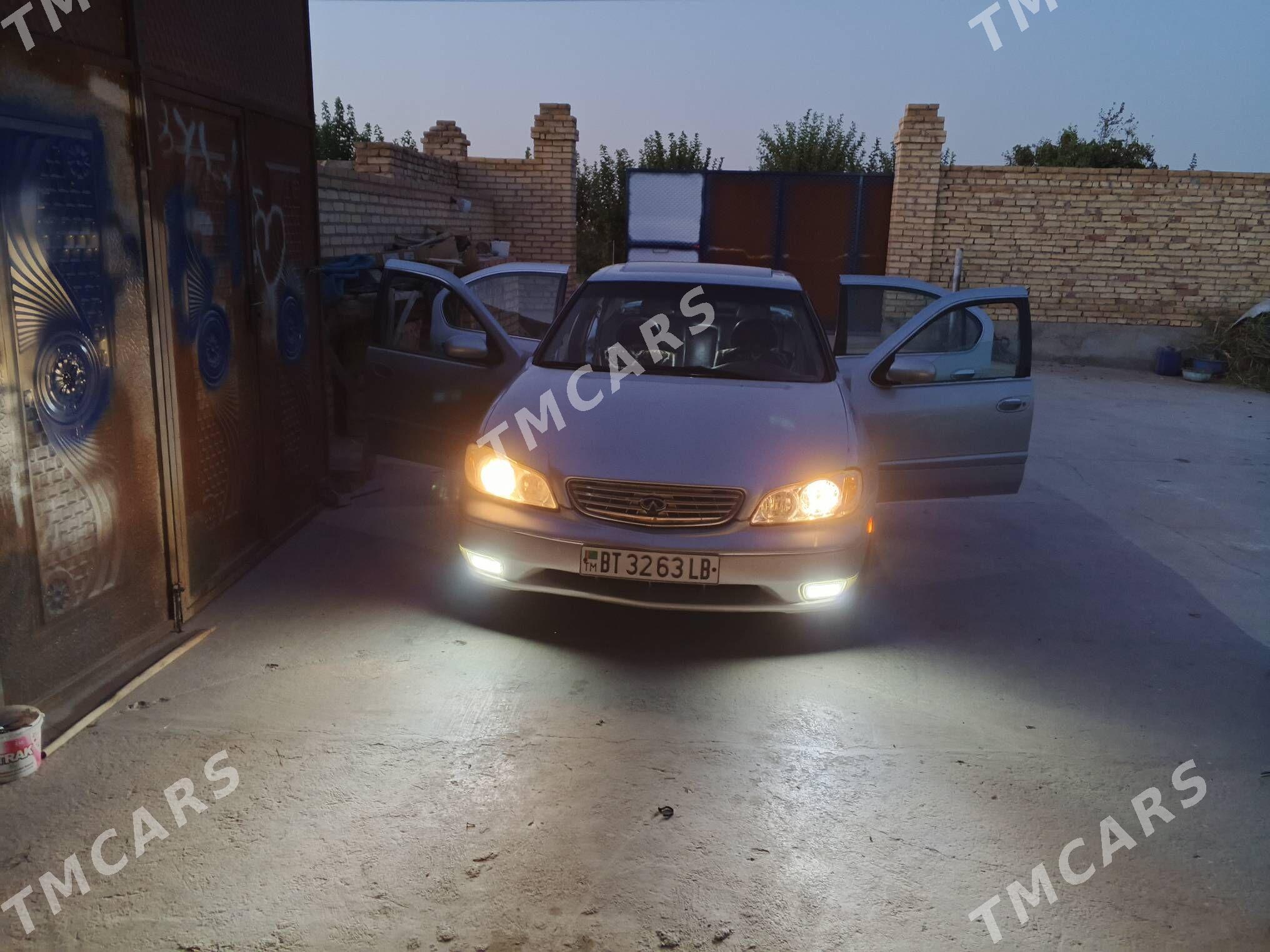 Infiniti I30 2000 - 80 000 TMT - Чарджоу - img 7