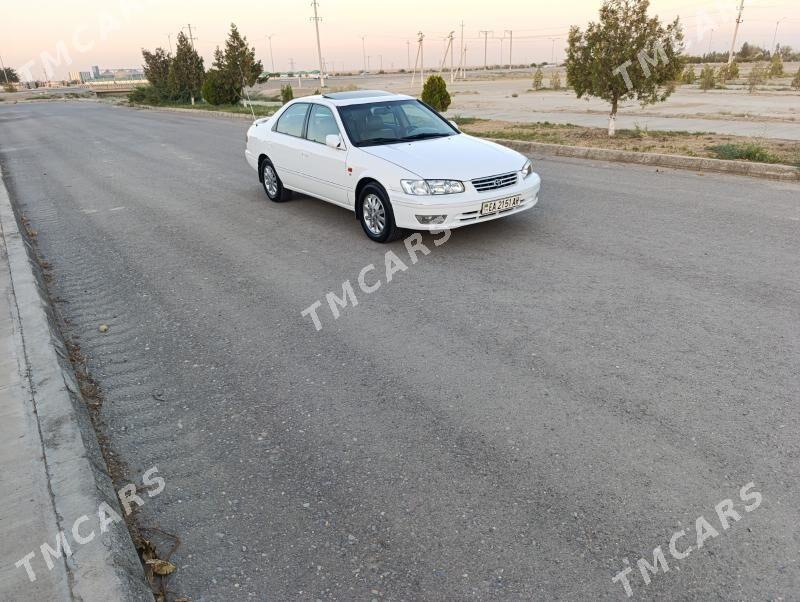 Toyota Camry 2000 - 179 000 TMT - Bäherden - img 3