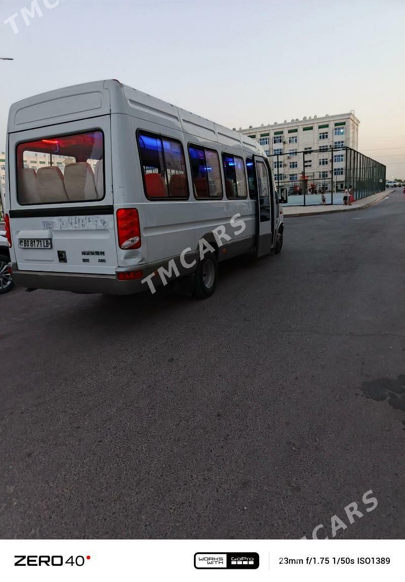 Iveco Daily 2006 - 250 000 TMT - Туркменабат - img 1