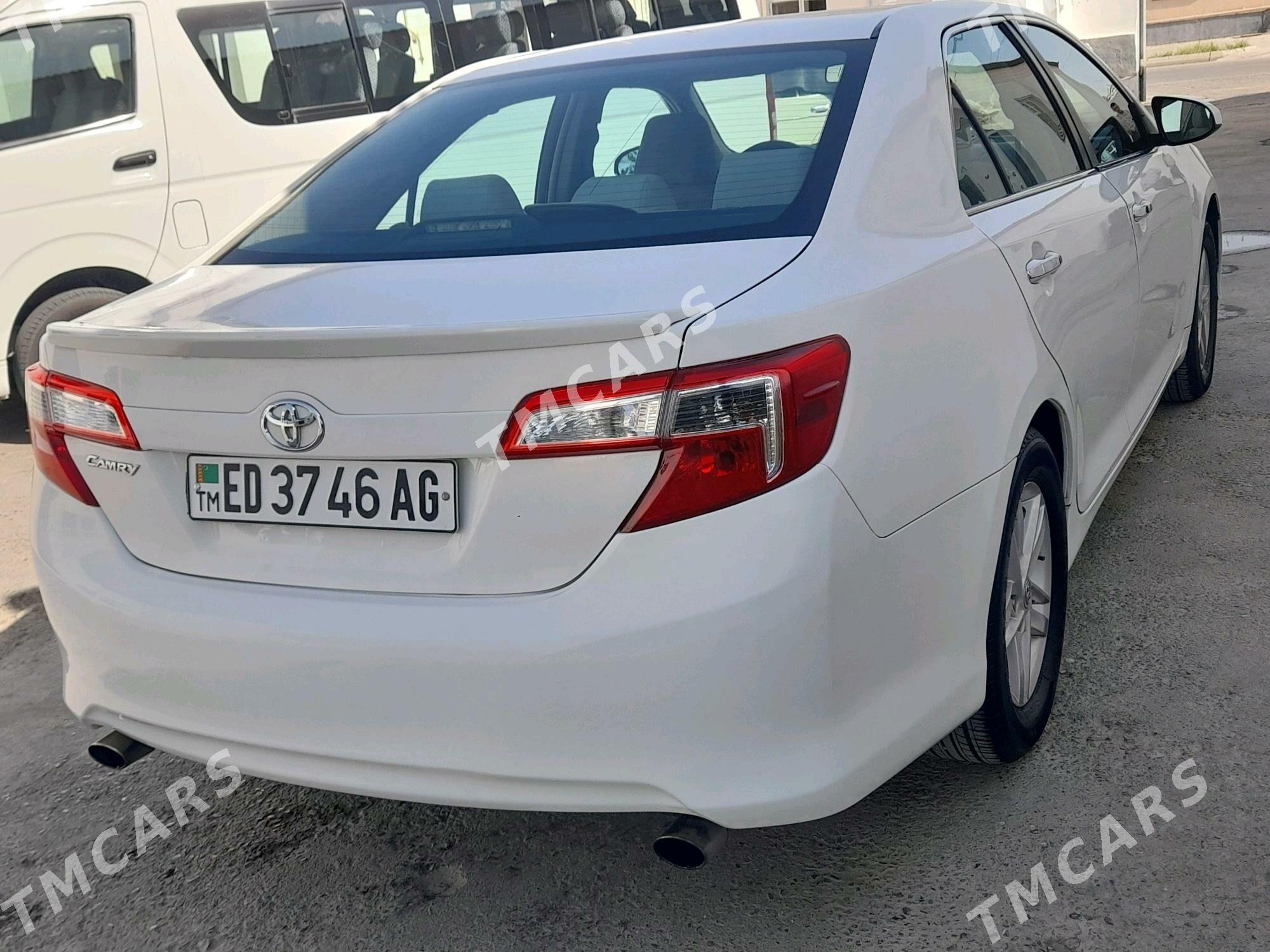 Toyota Camry 2012 - 200 000 TMT - Бузмеин - img 5