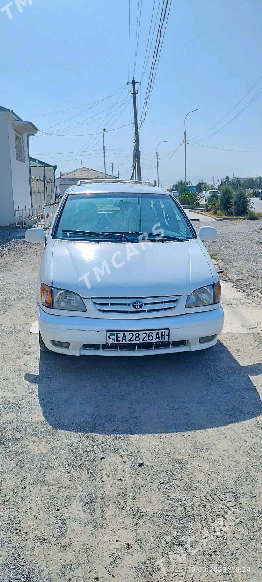 Toyota Sienna 1999 - 140 000 TMT - Bäherden - img 4