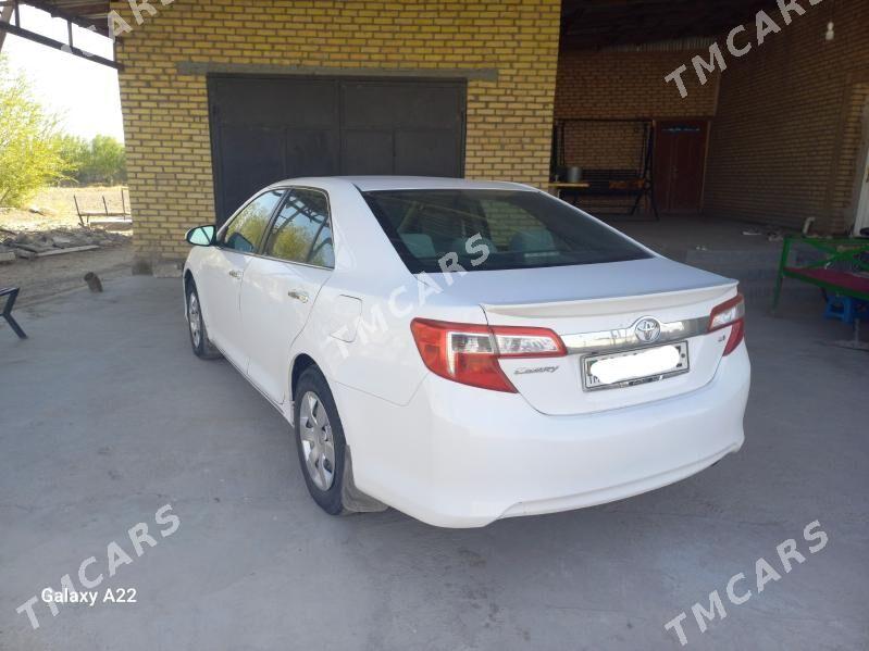 Toyota Camry 2014 - 245 000 TMT - Кёнеургенч - img 3