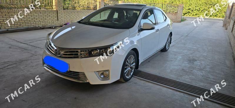 Toyota Corolla 2015 - 310 000 TMT - Туркменабат - img 4