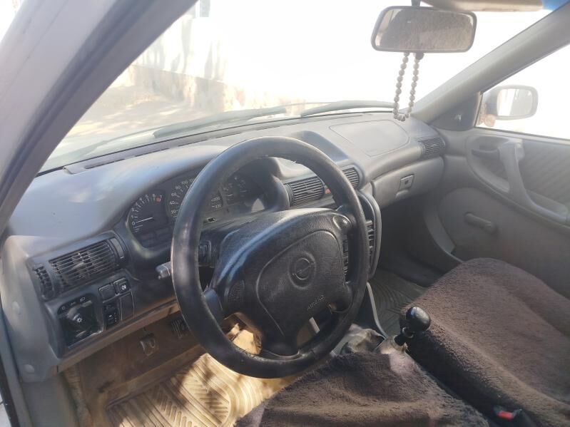 Opel Astra 1994 - 30 000 TMT - Daşoguz - img 4