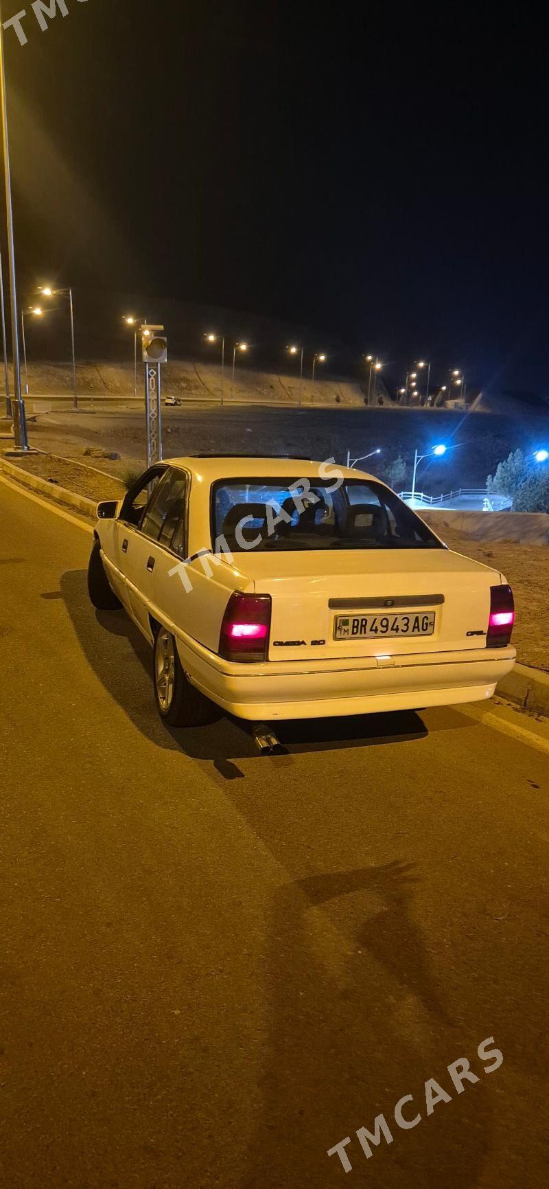 Opel Omega 1990 - 25 000 TMT - Ашхабад - img 3