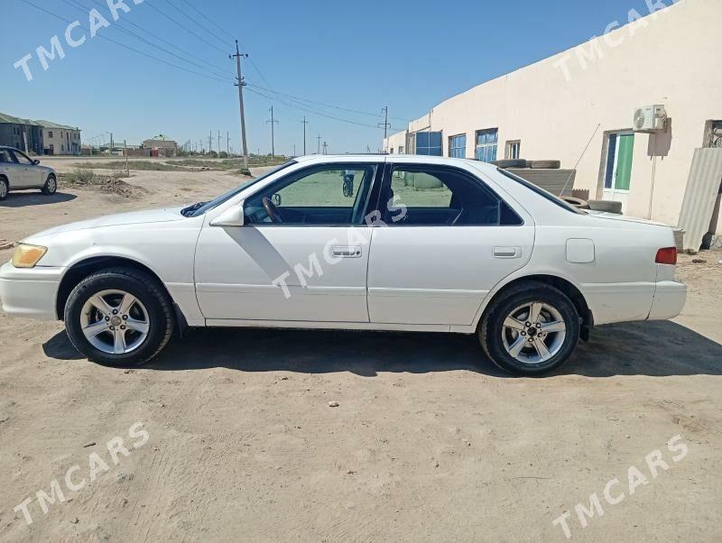 Toyota Camry 2000 - 110 000 TMT - етр. Туркменбаши - img 5