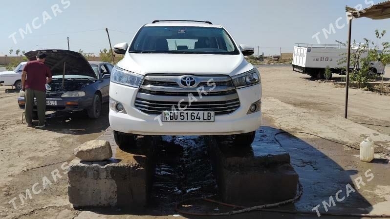 Toyota Innova 2021 - 260 000 TMT - Ходжамбаз - img 4