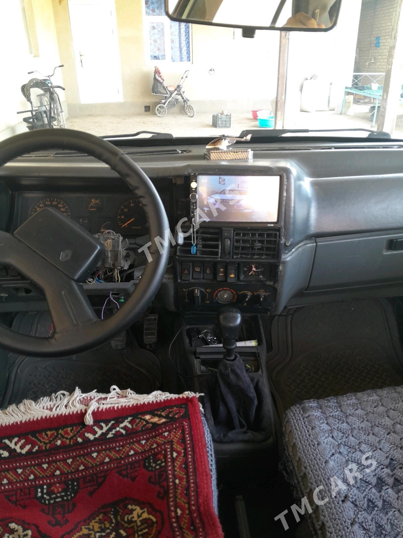 Renault Europa 19 1993 - 20 000 TMT - Халач - img 5