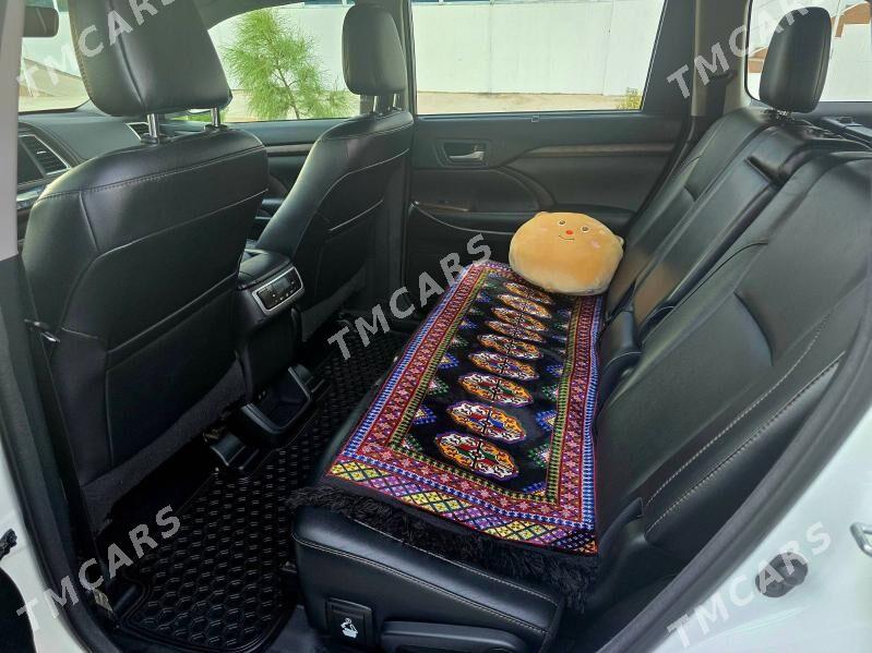Toyota Highlander 2018 - 535 000 TMT - Ашхабад - img 8
