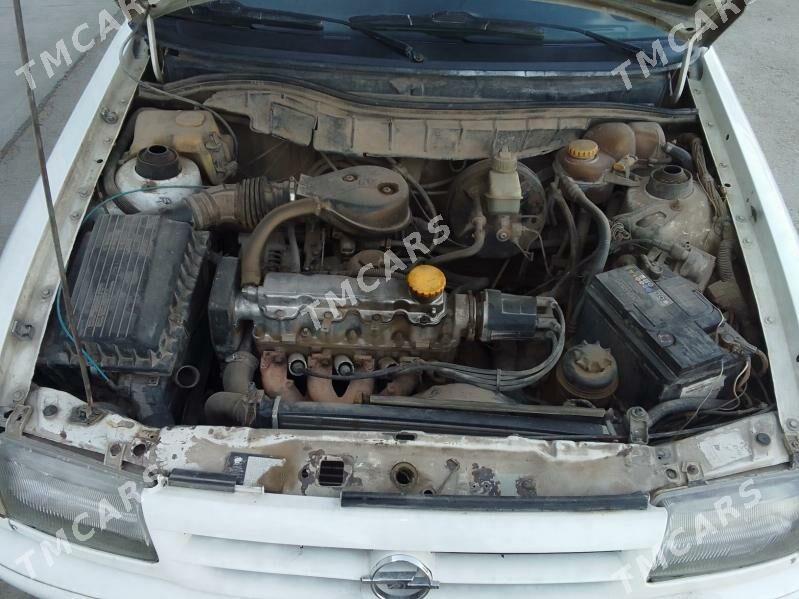 Opel Astra 1992 - 32 000 TMT - Mary - img 2