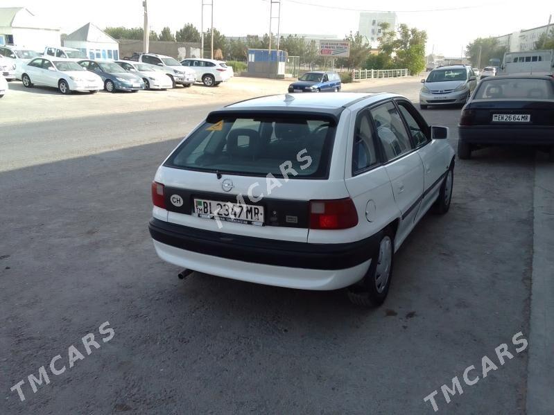 Opel Astra 1992 - 32 000 TMT - Mary - img 4