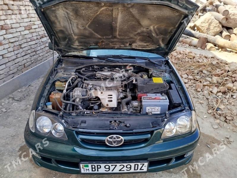 Toyota Avensis 1999 - 110 000 TMT - Дашогуз - img 7
