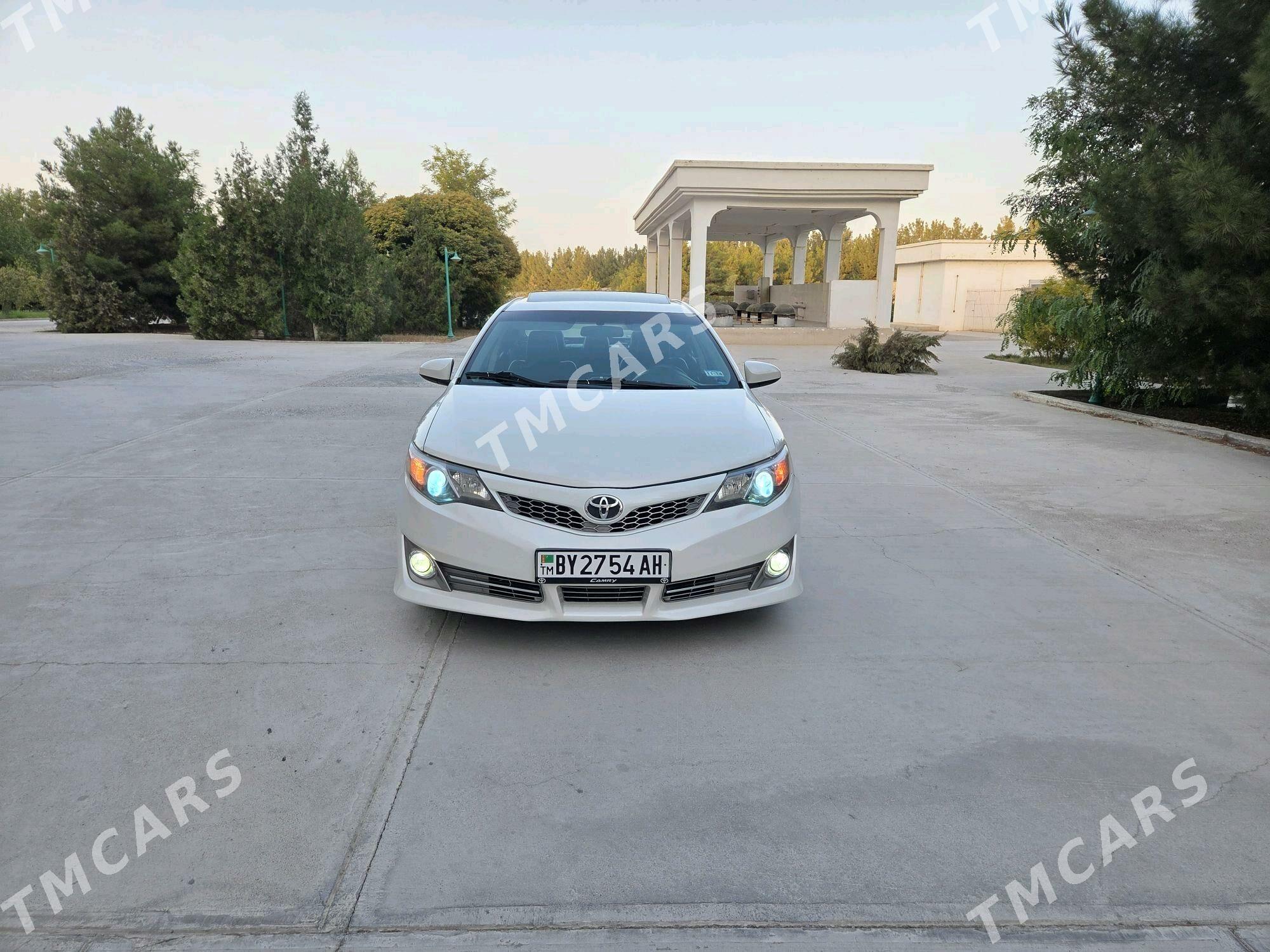 Toyota Camry 2012 - 230 000 TMT - Gökdepe - img 4