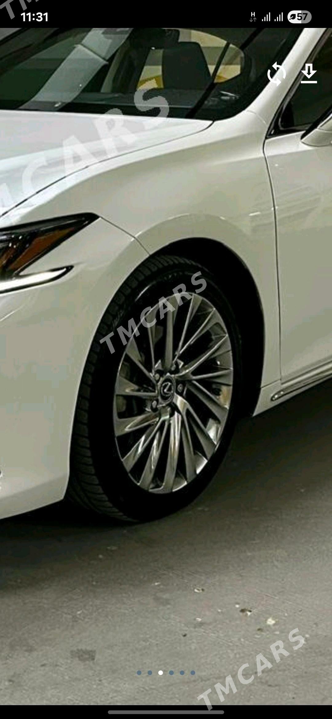 Lexus ES 350 2019 - 555 750 TMT - Gurtly - img 8