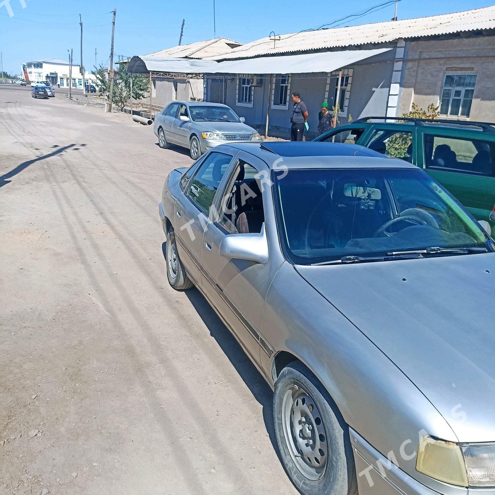 Opel Vectra 1992 - 23 000 TMT - Daşoguz - img 3
