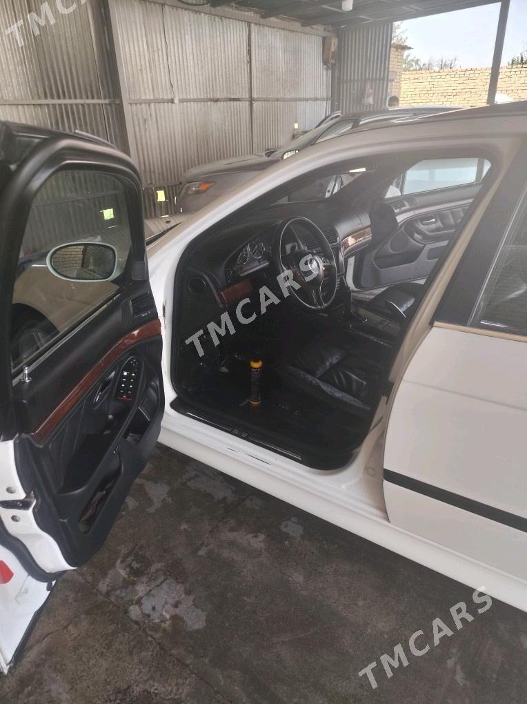 BMW E39 2002 - 160 000 TMT - Кака - img 3