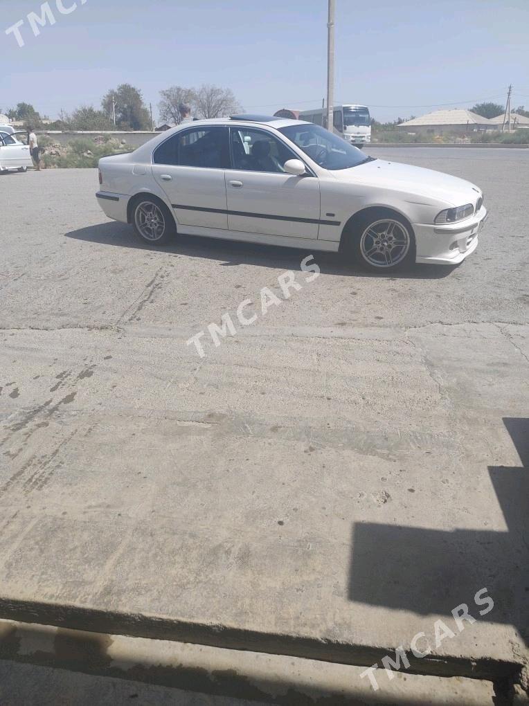 BMW E39 2002 - 160 000 TMT - Кака - img 6