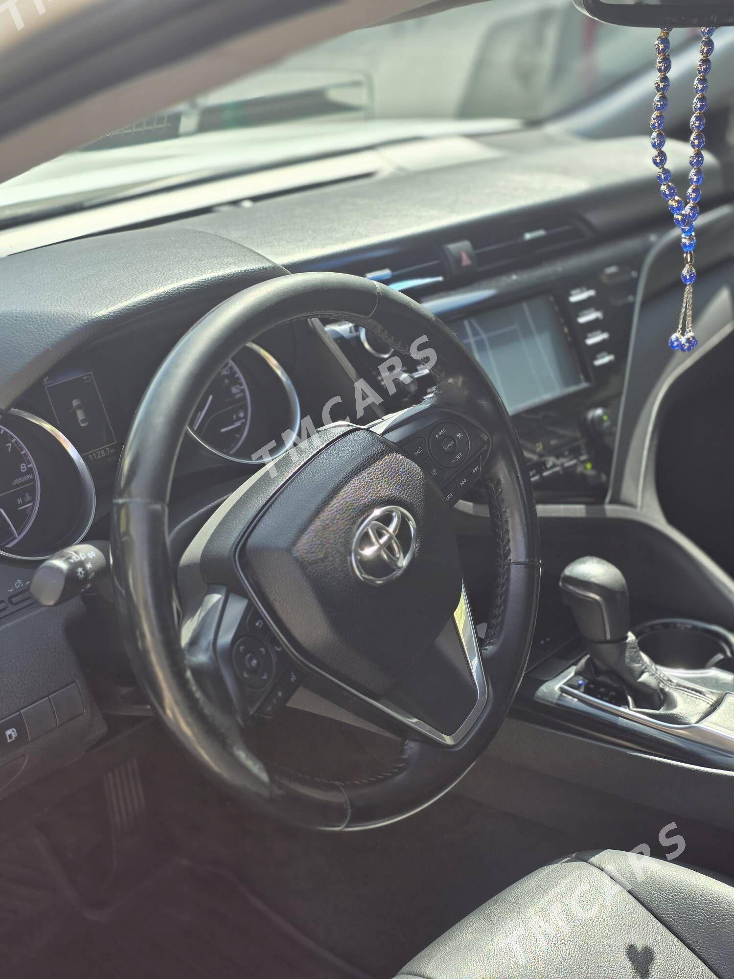 Toyota Camry 2018 - 337 000 TMT - Ашхабад - img 3