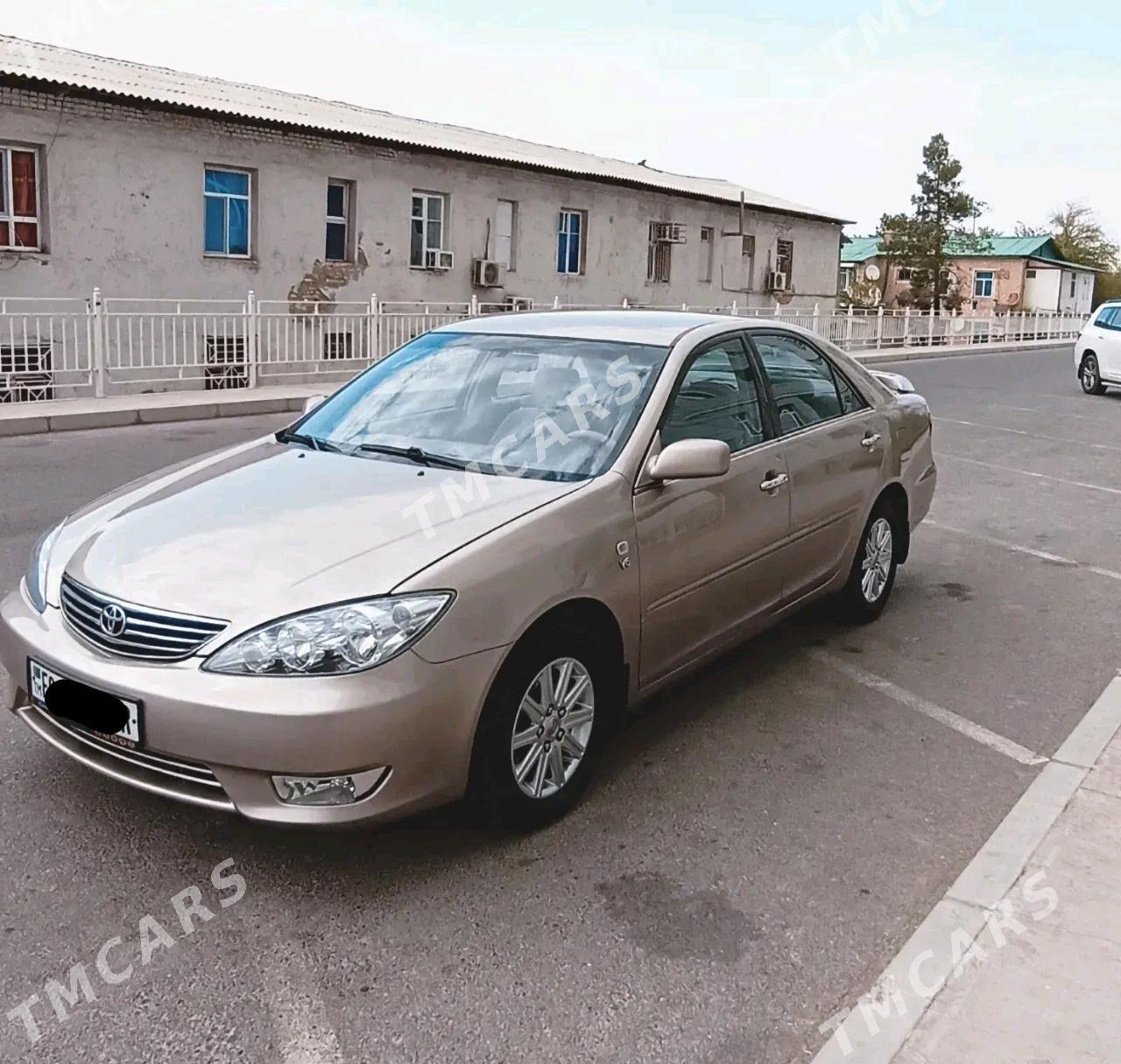 Toyota Camry 2003 - 180 000 TMT - Мары - img 4
