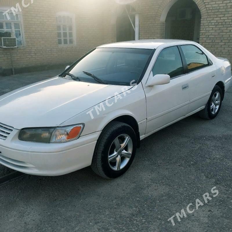 Toyota Camry 2001 - 115 000 TMT - Кака - img 8