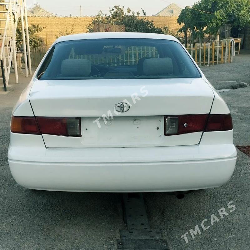 Toyota Camry 2001 - 115 000 TMT - Кака - img 3