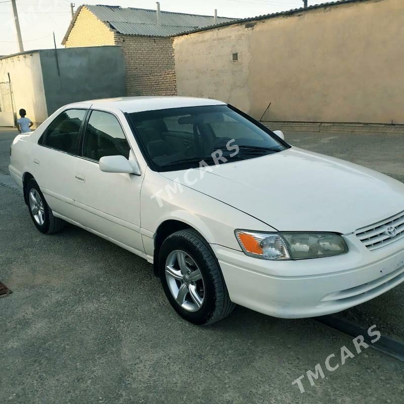 Toyota Camry 2001 - 115 000 TMT - Кака - img 6