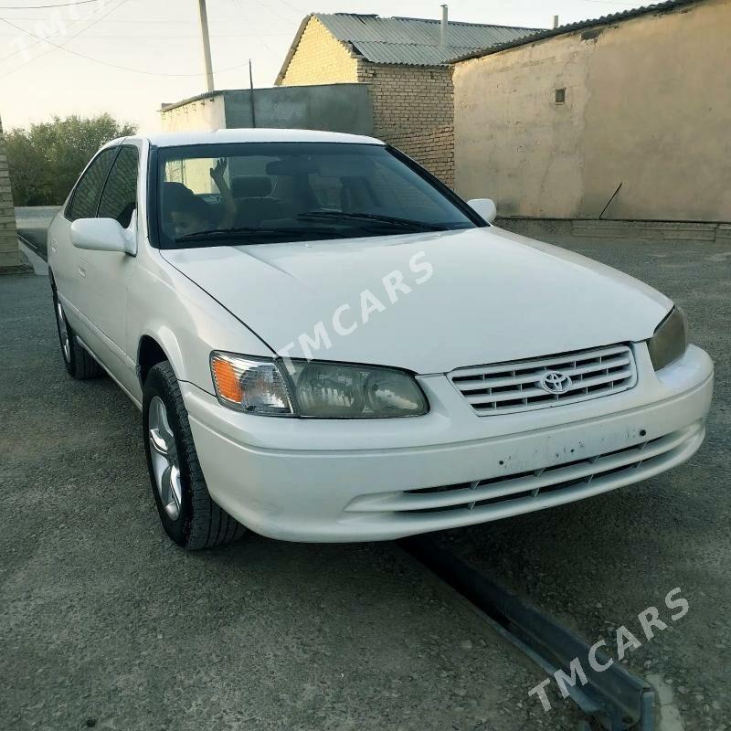 Toyota Camry 2001 - 115 000 TMT - Кака - img 4