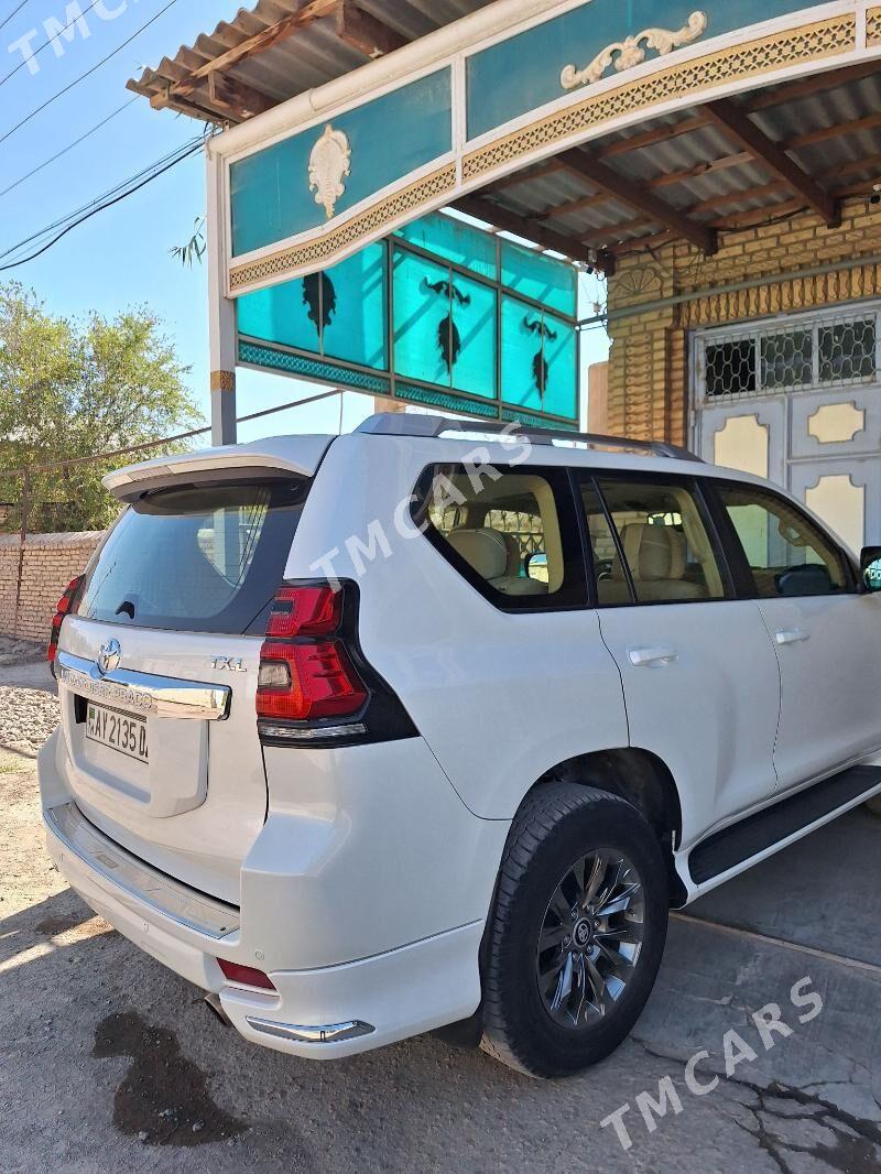 Toyota Land Cruiser Prado 2016 - 700 000 TMT - Gubadag - img 7