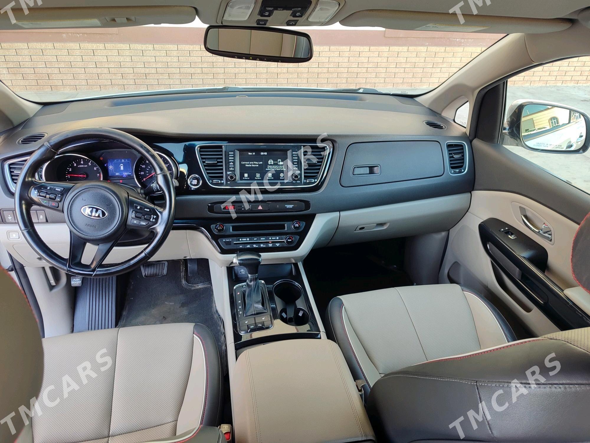 Kia Sedona 2017 - 280 000 TMT - Туркменабат - img 5
