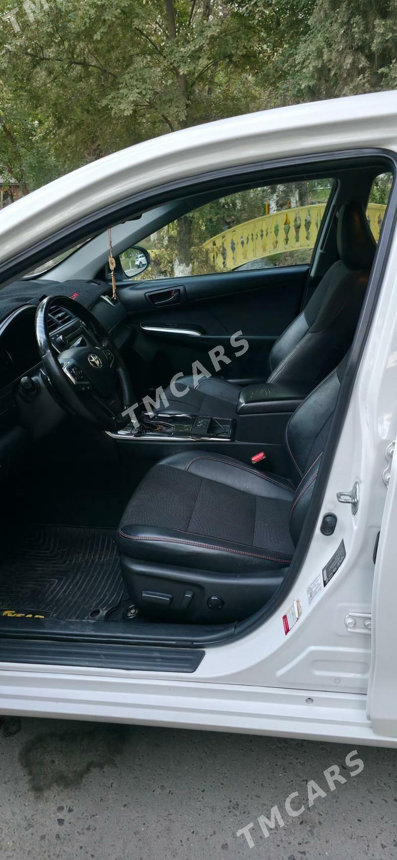 Toyota Camry 2017 - 220 000 TMT - Бедев - img 7