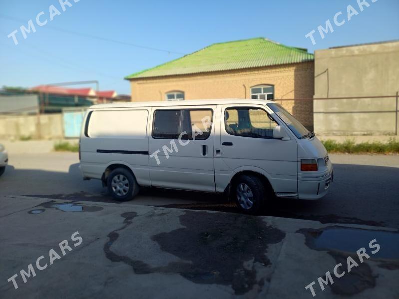 Toyota Hiace 1999 - 90 000 TMT - Чоганлы - img 3