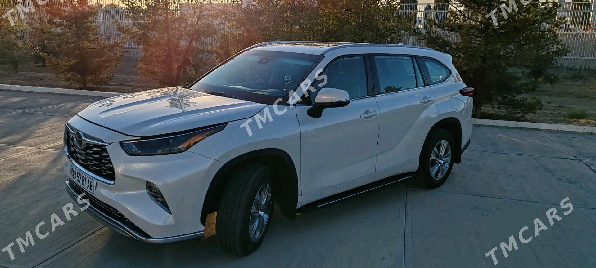Toyota Highlander 2022 - 519 000 TMT - Ашхабад - img 2