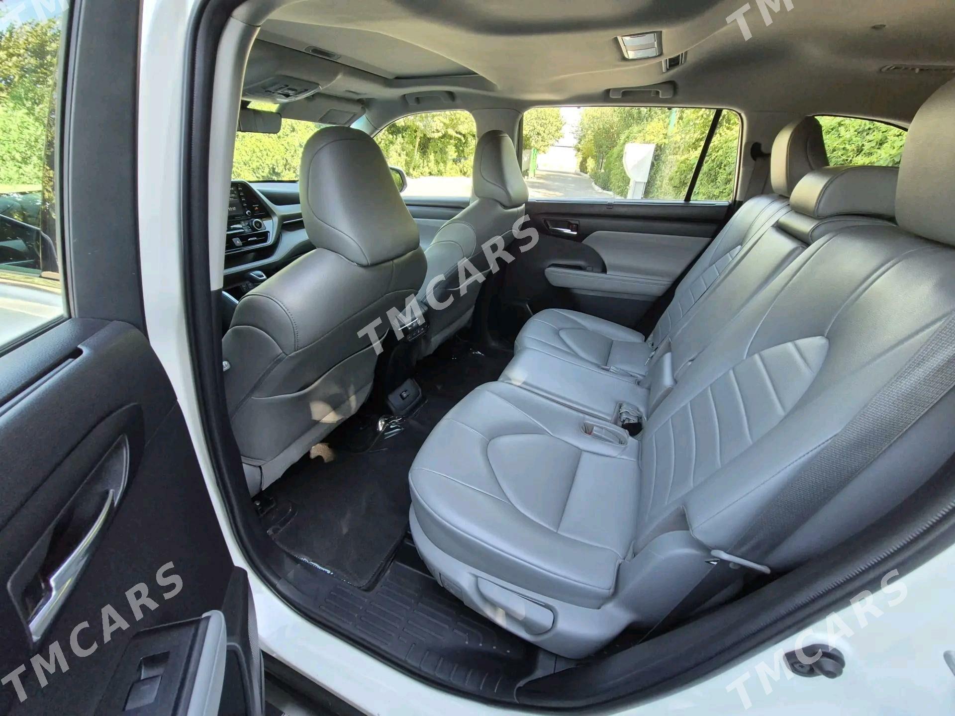 Toyota Highlander 2022 - 519 000 TMT - Ашхабад - img 7