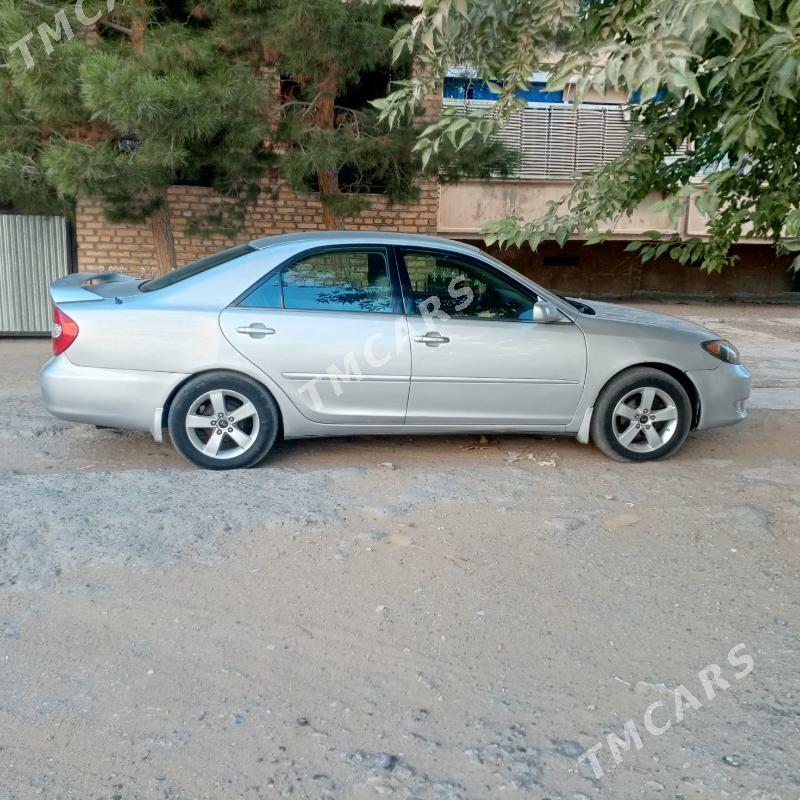Toyota Camry 2002 - 145 000 TMT - Сейди - img 3