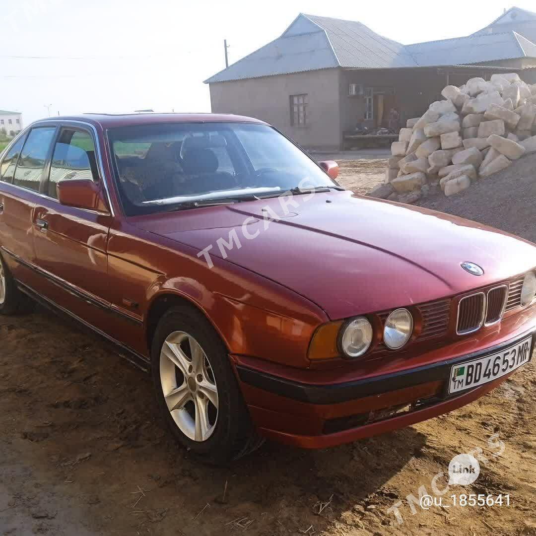BMW 520 1990 - 30 000 TMT - Baýramaly - img 2