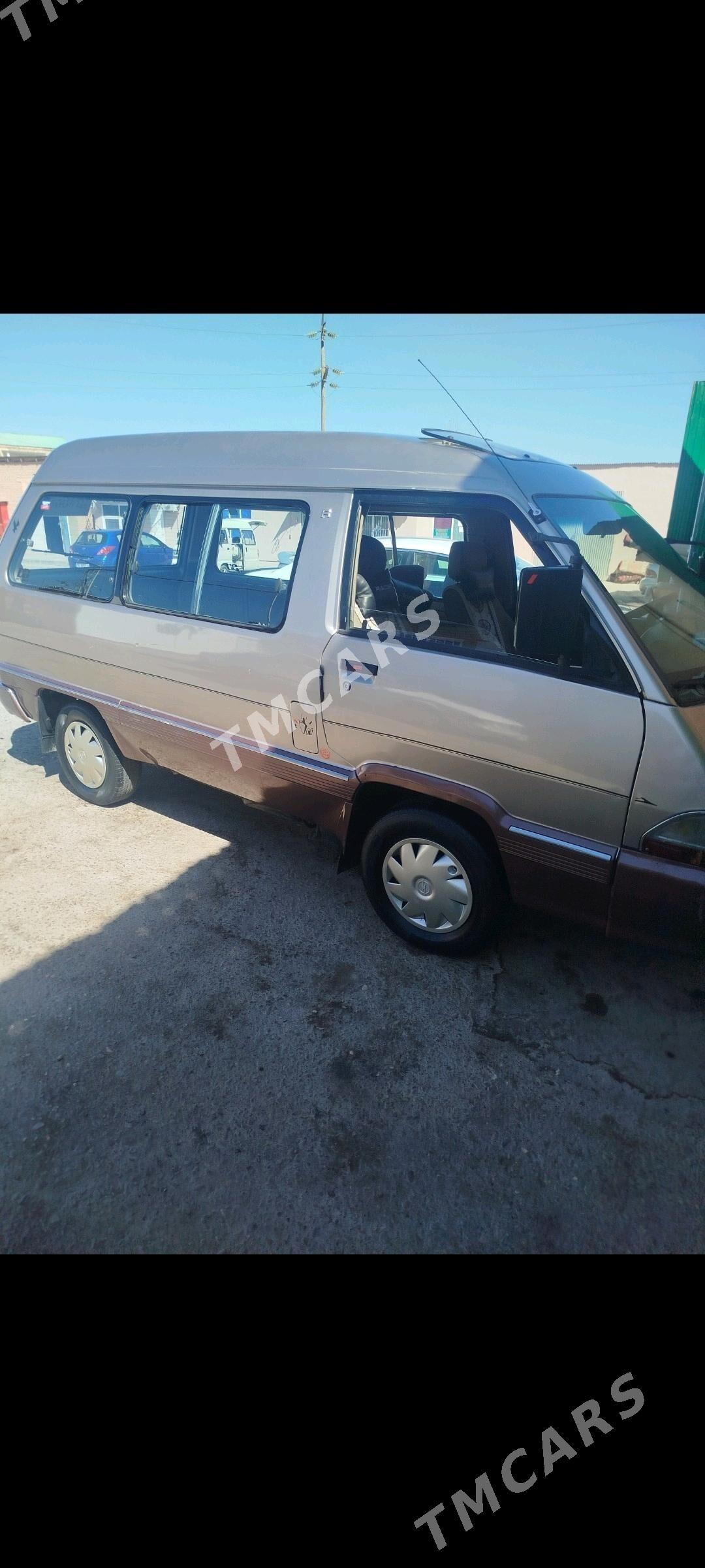 Toyota Town Ace 1993 - 60 000 TMT - Туркменабат - img 2