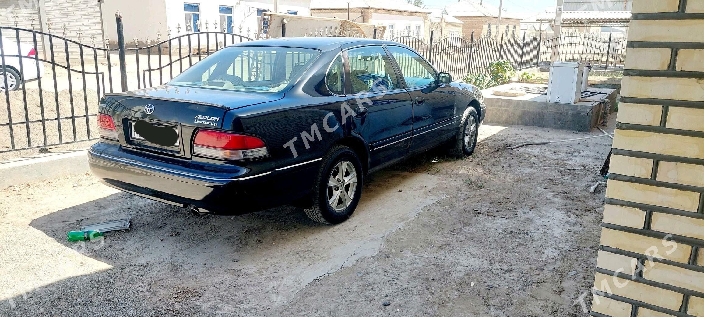 Toyota Avalon 1997 - 120 000 TMT - Мары - img 4