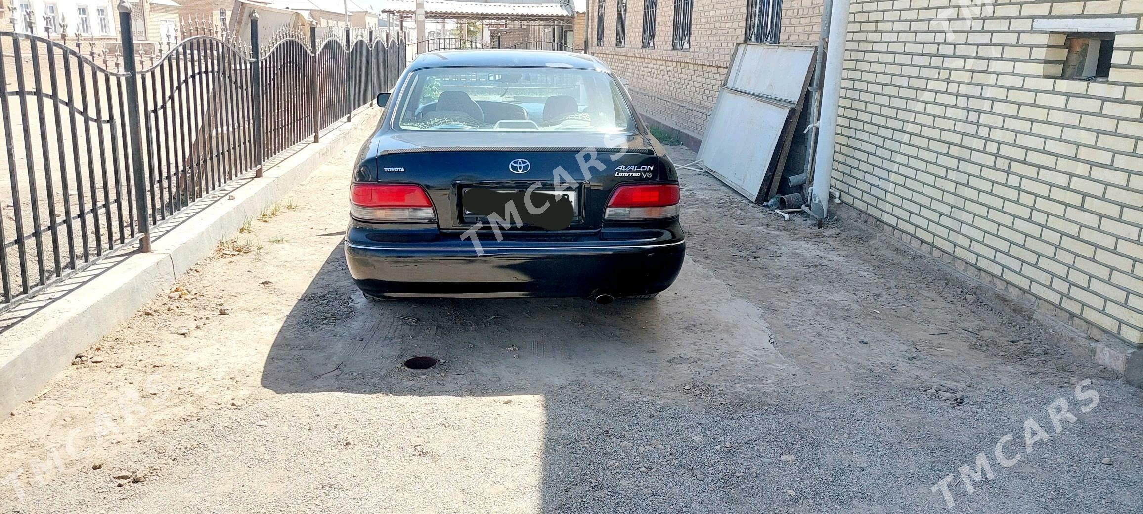 Toyota Avalon 1997 - 120 000 TMT - Мары - img 3