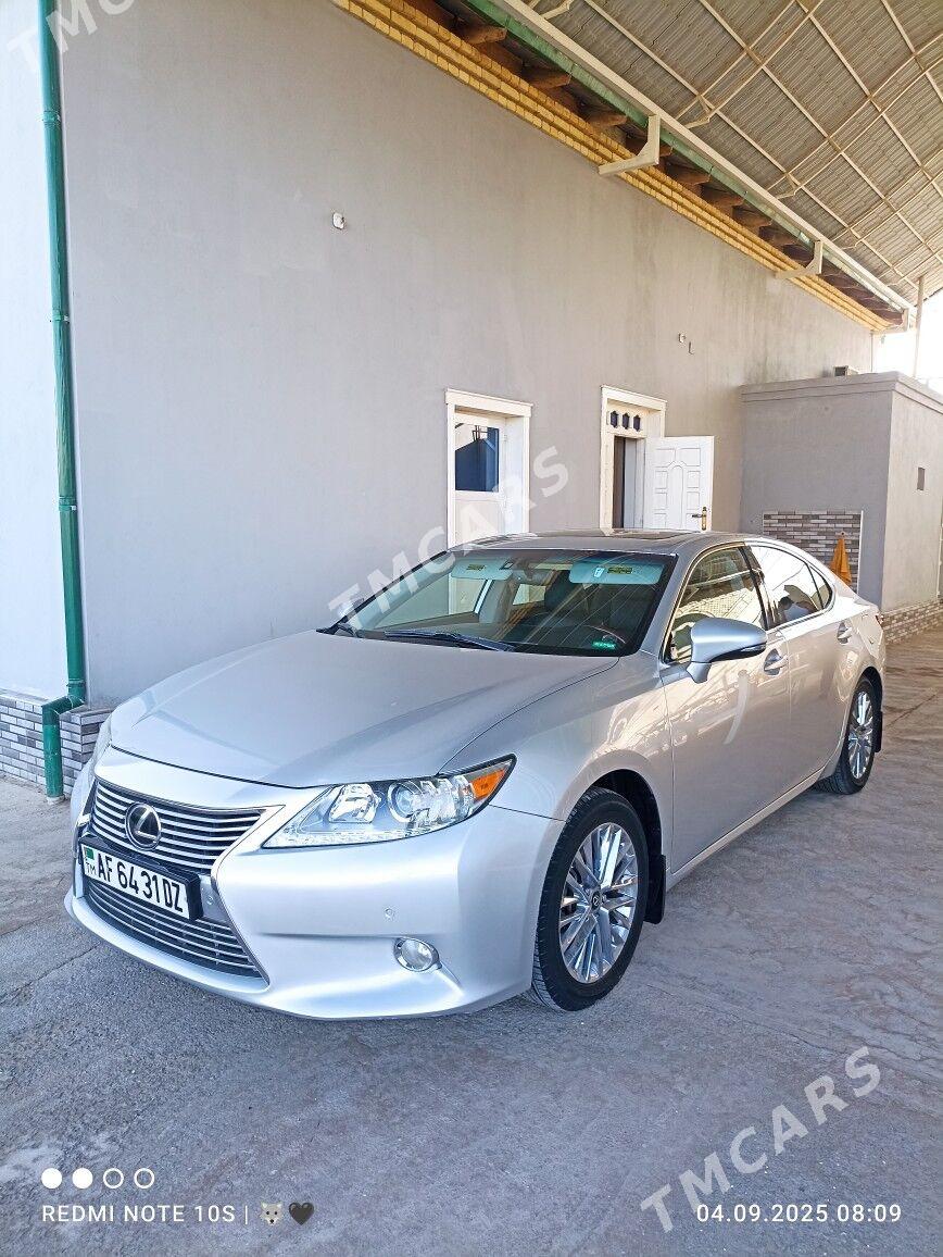 Lexus ES 350 2014 - 318 000 TMT - Гурбансолтан Едже - img 3